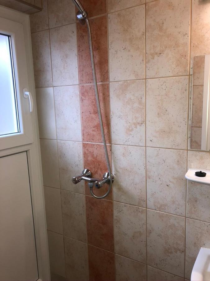 Kalvin Vendegszobak Debrecen Luaran gambar