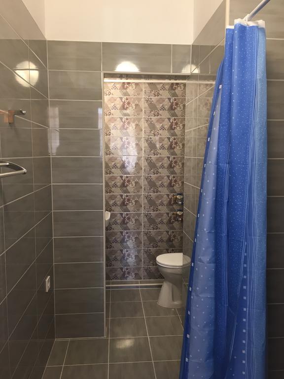 Kalvin Vendegszobak Debrecen Luaran gambar
